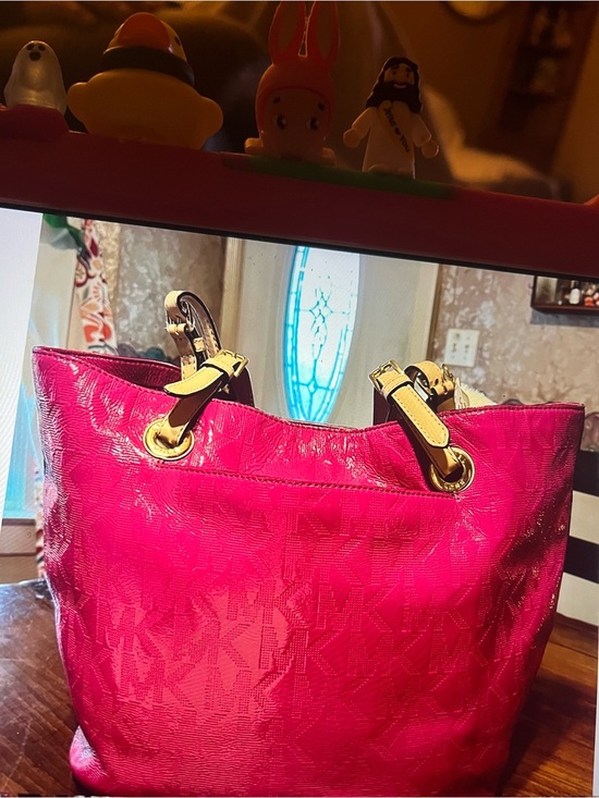 Handbags - Hot Pink Women’s Tote Bag with Gold Hardware